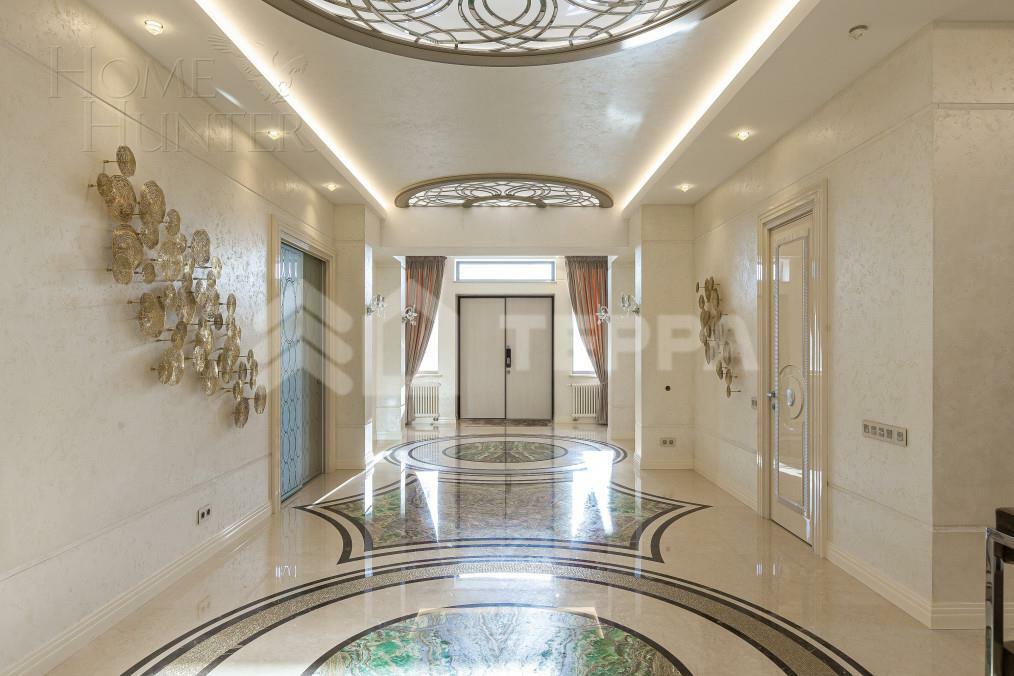 2-этажный коттедж 780 м² с отделкой