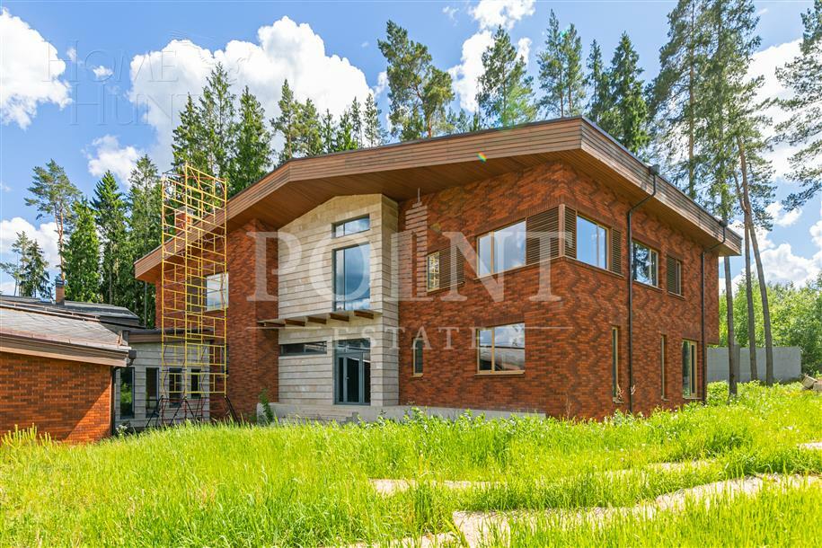 2-этажный коттедж 850 м² с отделкой