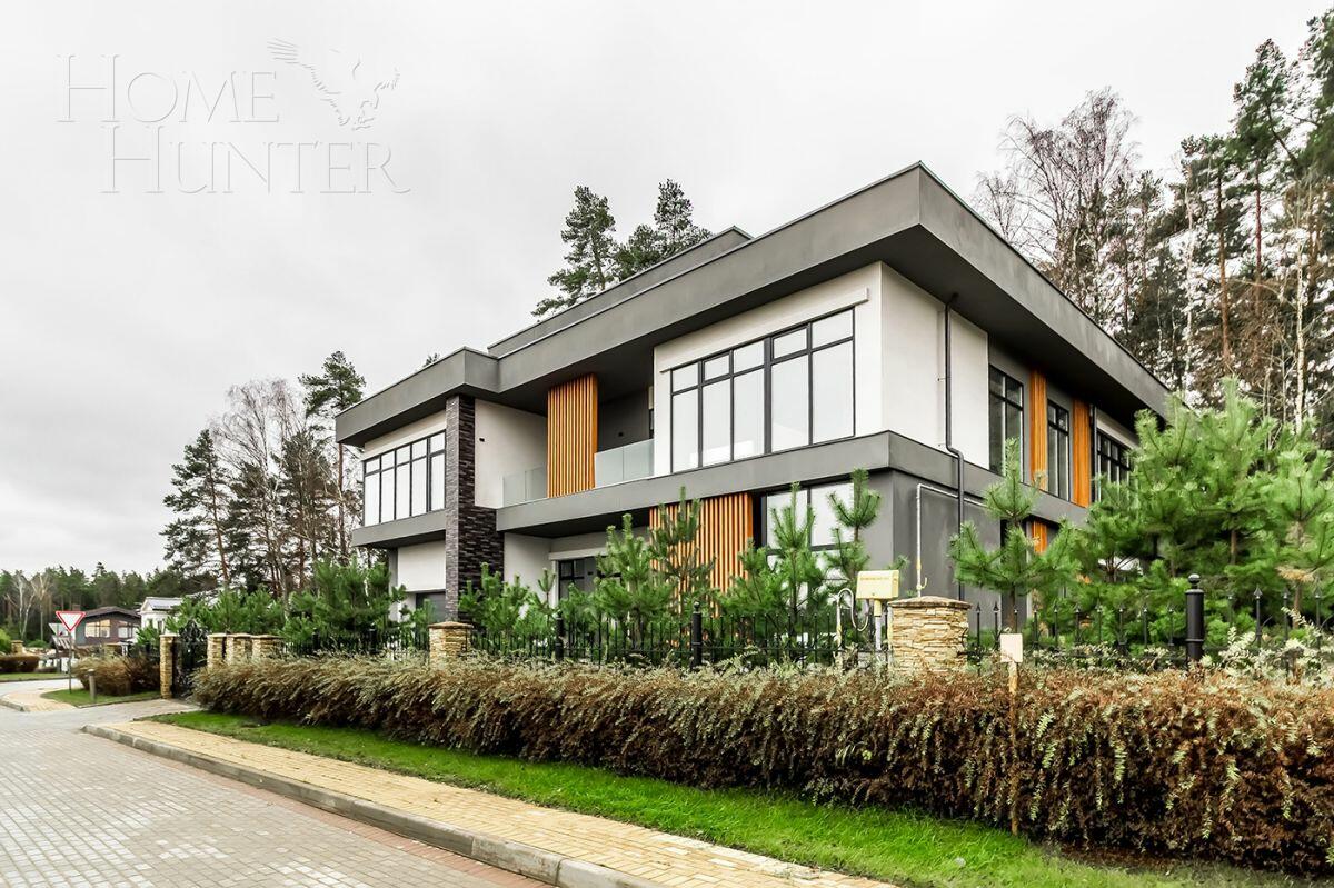 2-этажный коттедж 720 м² с отделкой