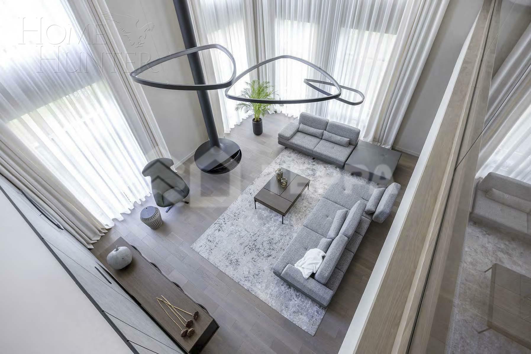 2-этажный коттедж 700 м² с отделкой