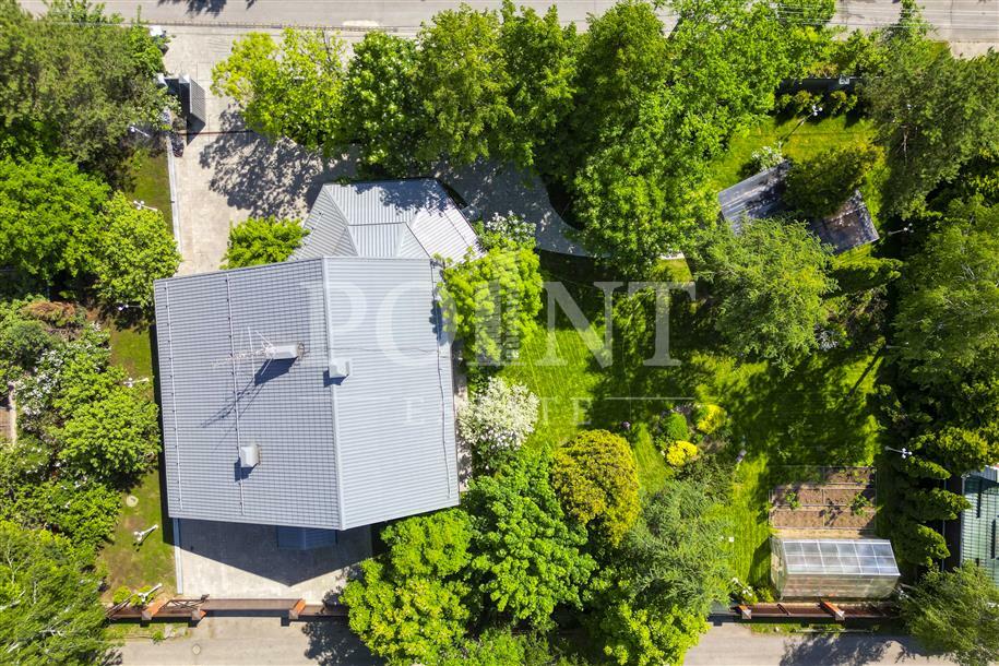 3-этажный коттедж 400 м² с отделкой