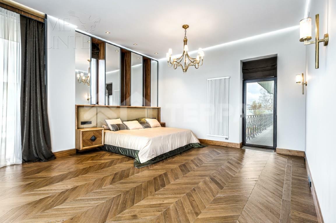 2-этажный коттедж 989.7 м² с отделкой