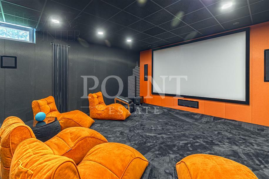 2-этажный коттедж 737 м² с отделкой