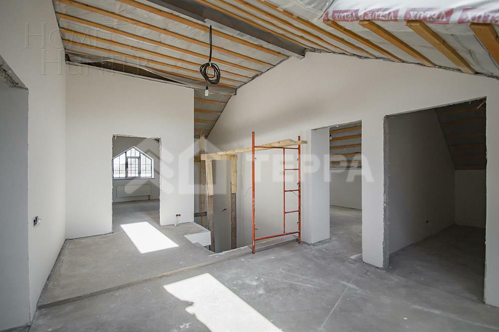 2-этажный коттедж 450 м² без отделки