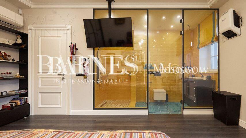 2-этажный коттедж 550 м² с отделкой