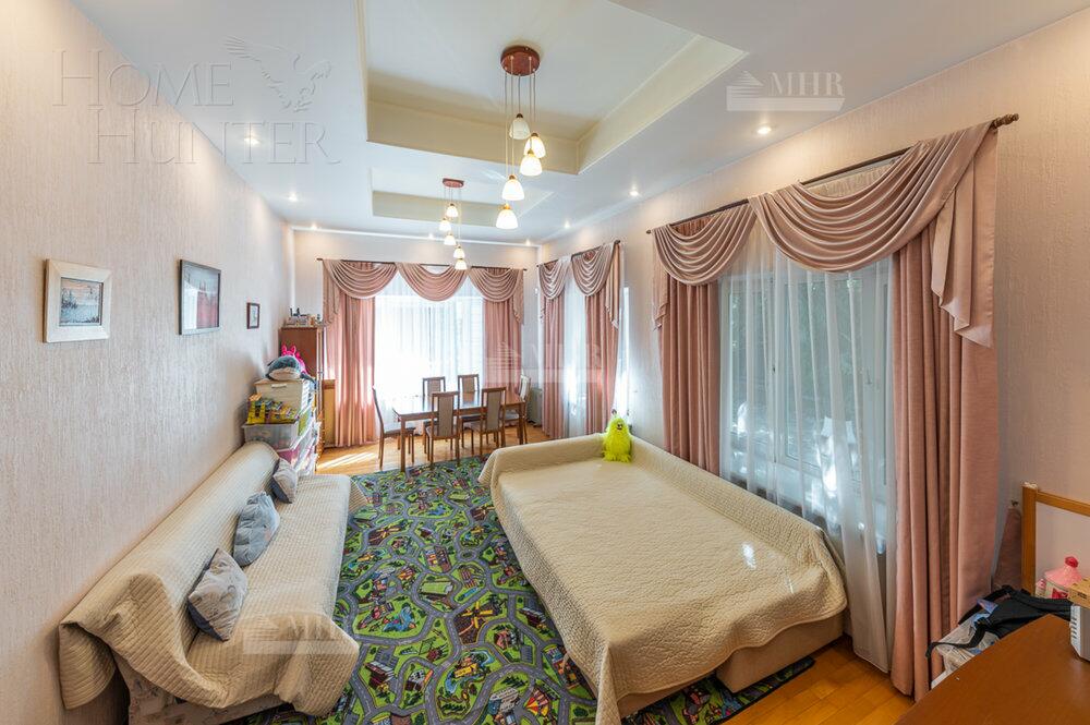 2-этажный коттедж 740 м² с отделкой