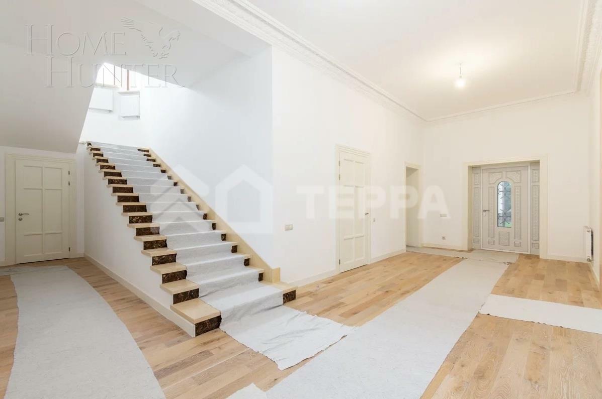 2-этажный коттедж 796 м² с отделкой