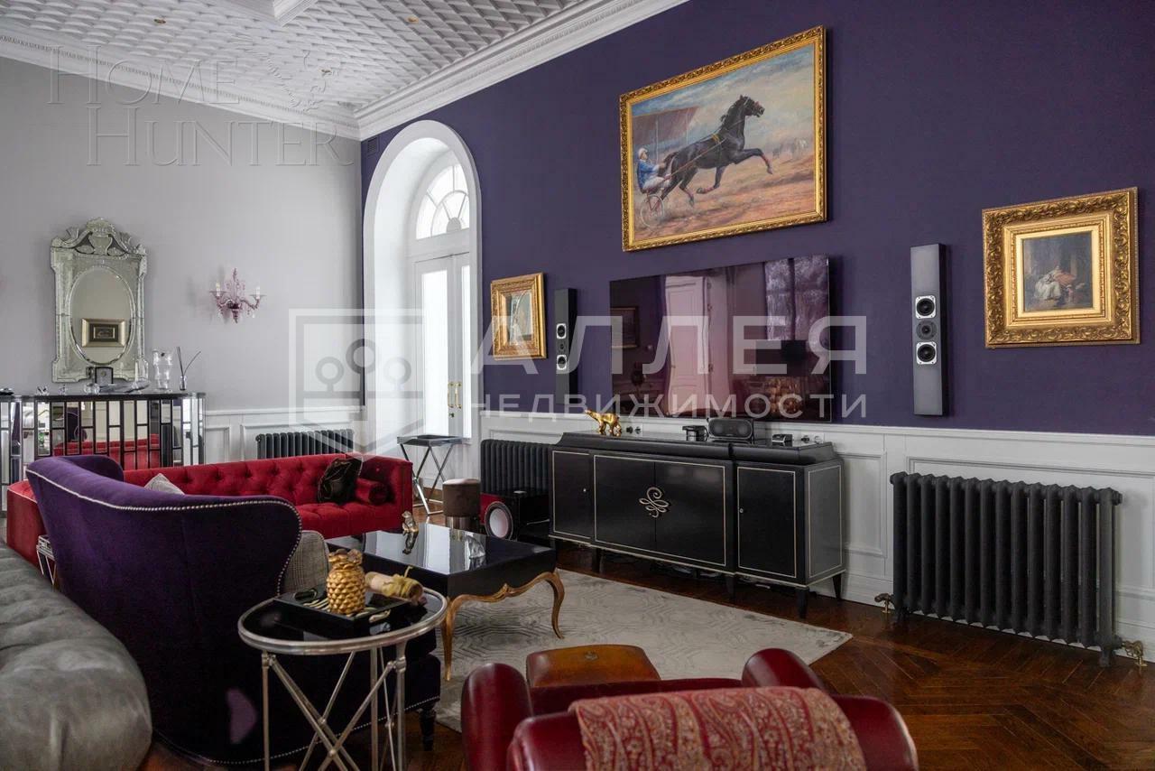 2-этажный коттедж 2 000 м² с отделкой