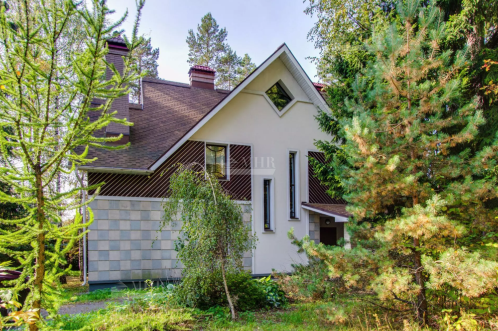 2-этажный коттедж 607 м² с отделкой