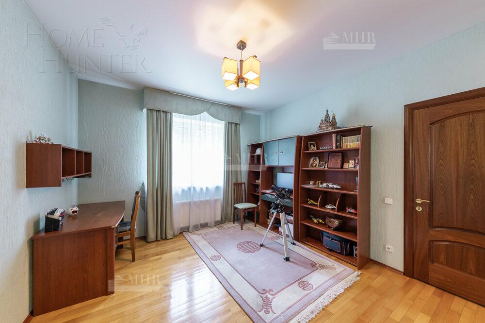 2-этажный коттедж 740 м² с отделкой