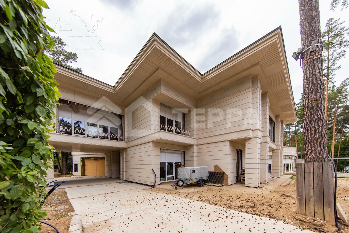 2-этажный коттедж 3 748 м² без отделки