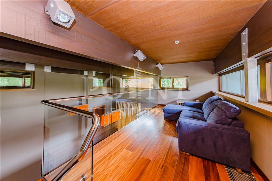 2-этажный коттедж 1 750 м² с отделкой