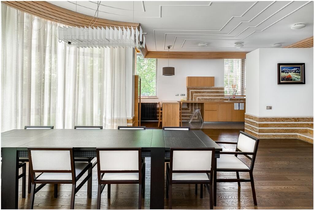 2-этажный коттедж 890 м² с отделкой