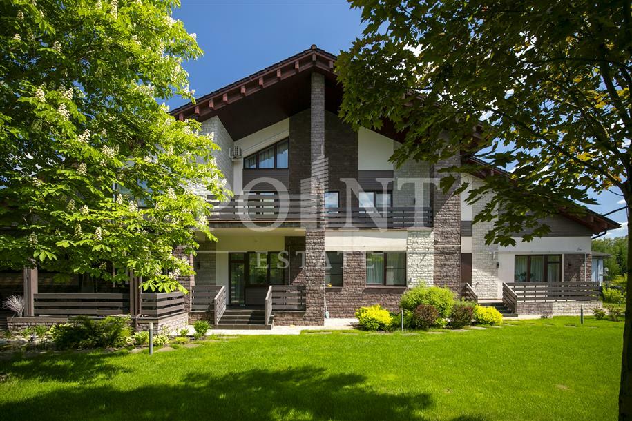 2-этажный коттедж 720 м² с отделкой