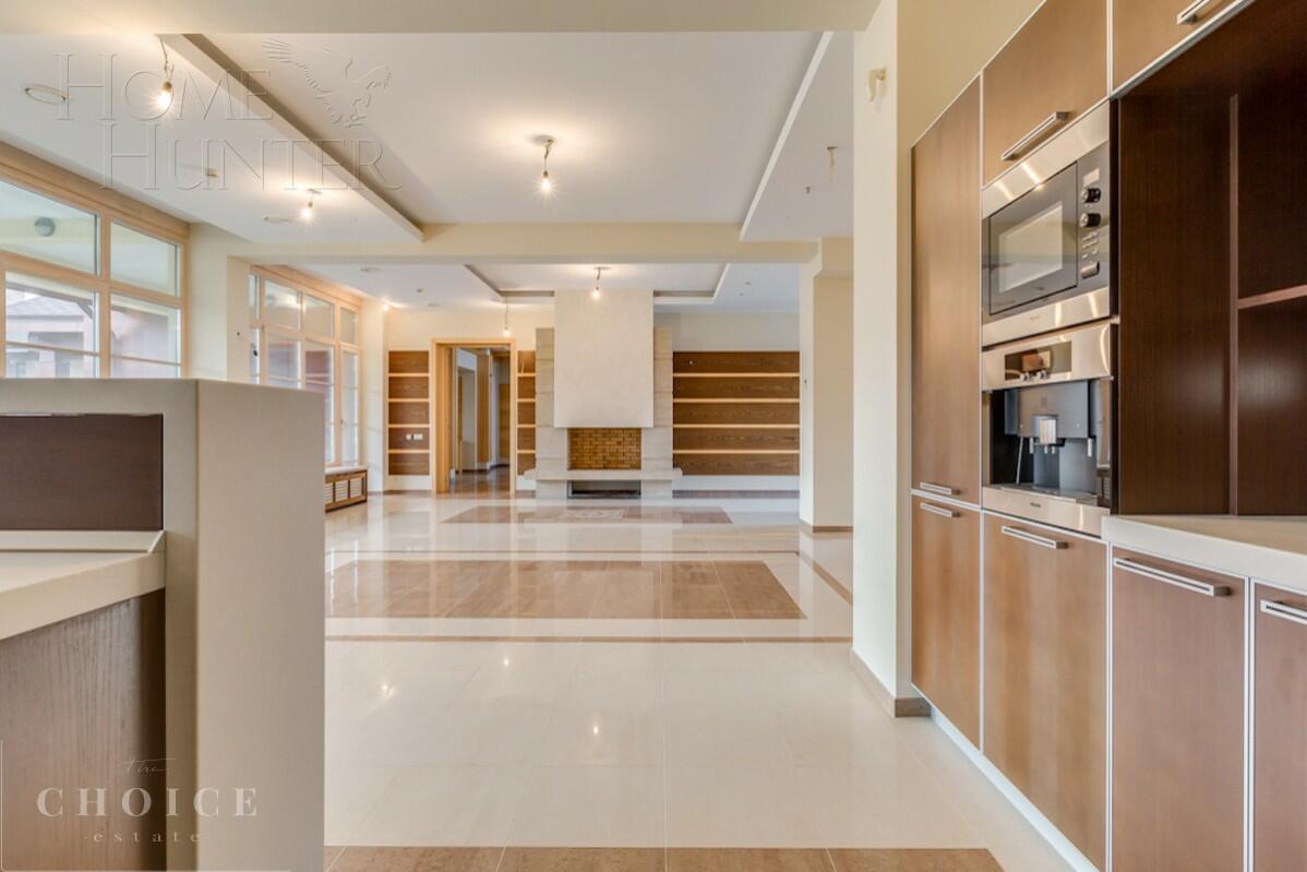 2-этажный коттедж 1 450 м² с отделкой