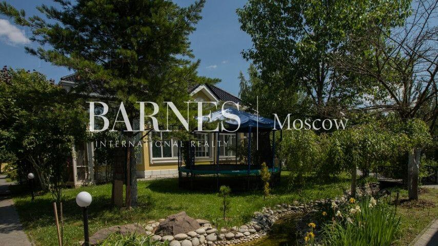 2-этажный коттедж 800 м² с отделкой