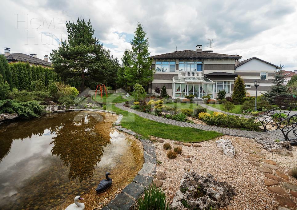 2-этажный коттедж 810 м² с отделкой