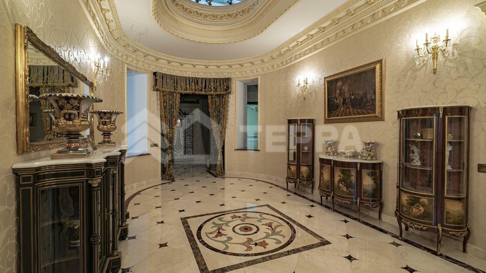 2-этажный коттедж 850 м² с отделкой