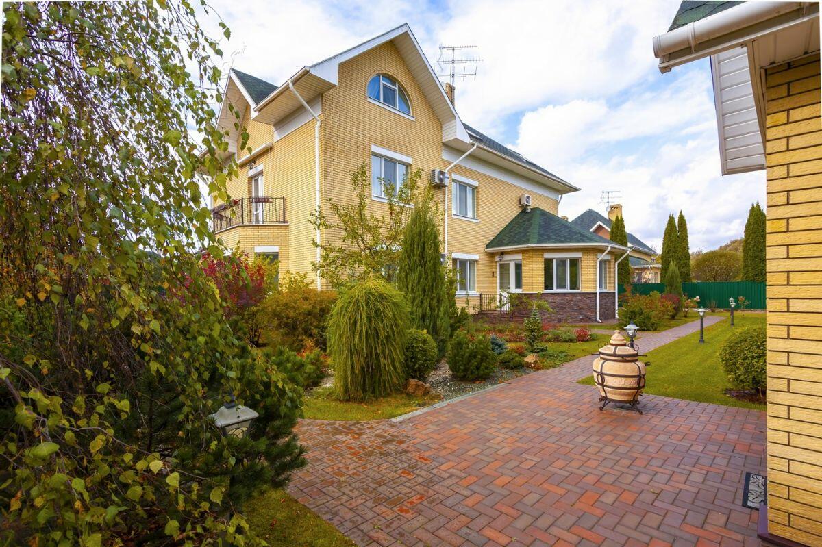 2-этажный коттедж 436 м² с отделкой