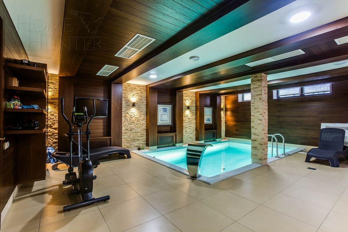 2-этажный коттедж 550 м² с отделкой