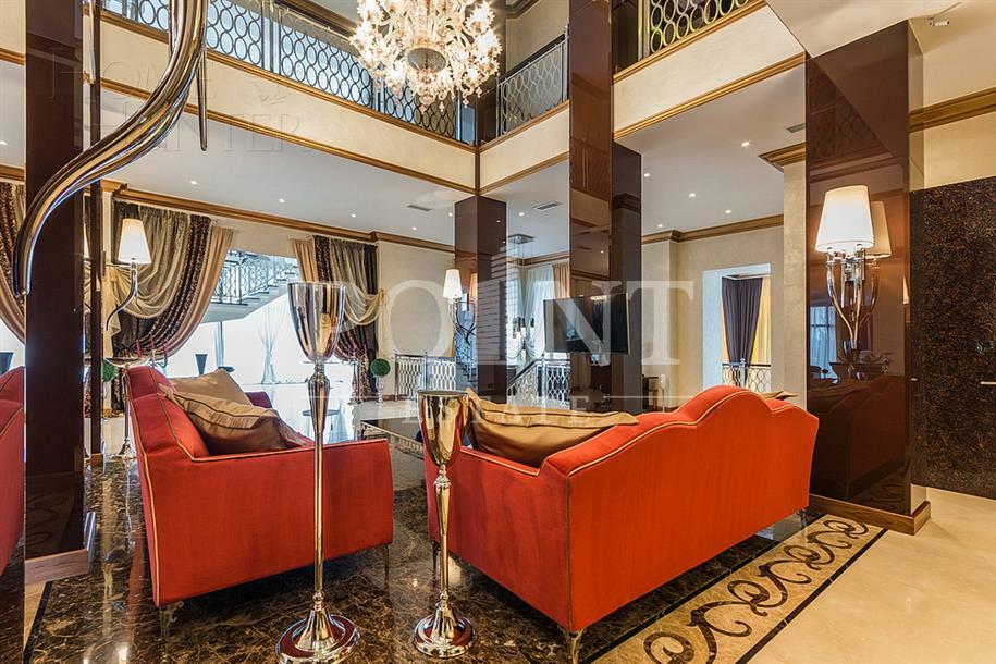 2-этажный коттедж 1 250 м² с отделкой