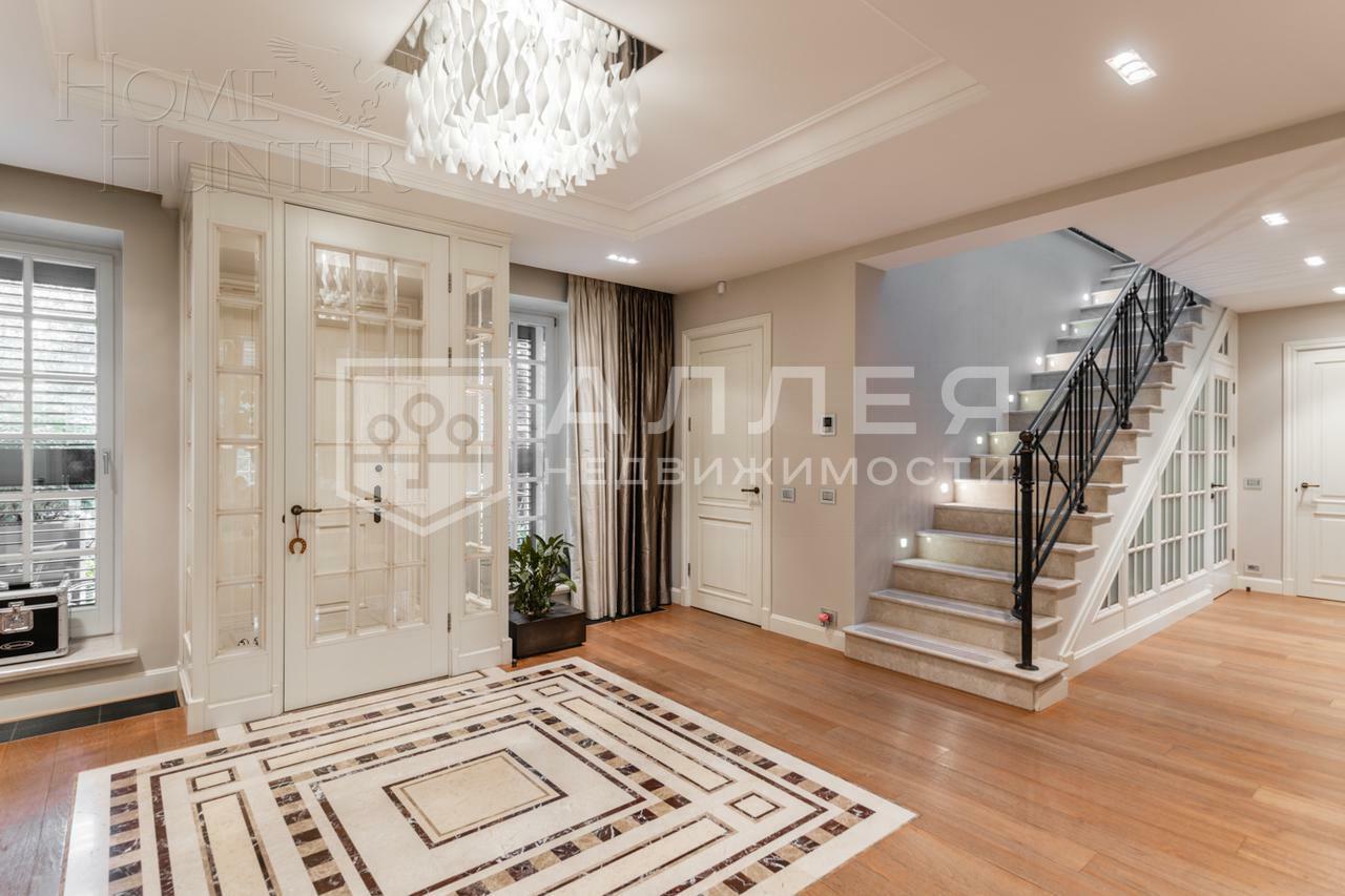 2-этажный коттедж 1 000 м² с отделкой