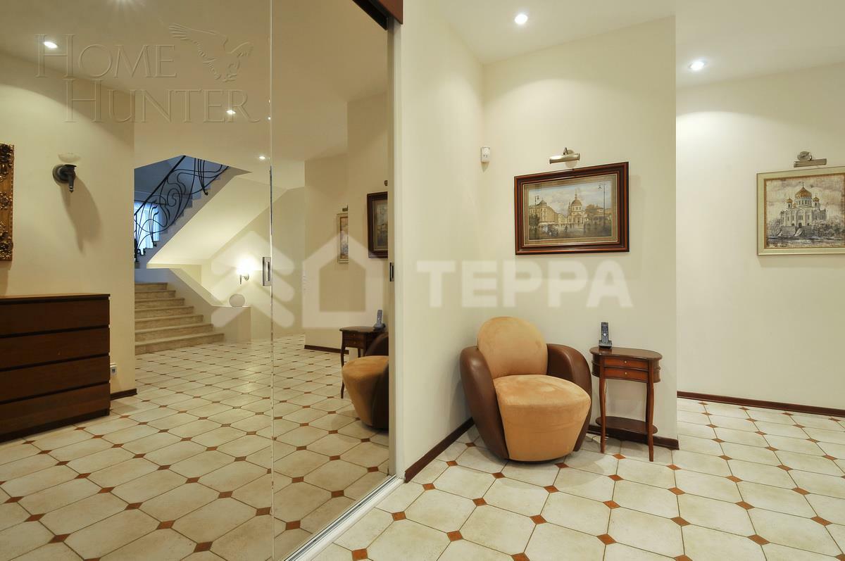 2-этажный коттедж 650 м² с отделкой