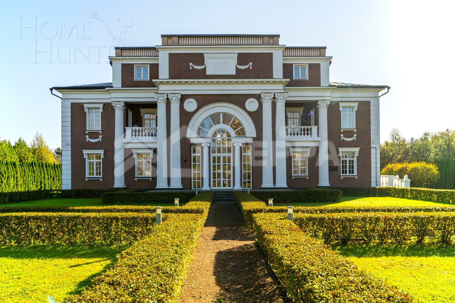 2-этажный коттедж 1 065 м² с отделкой