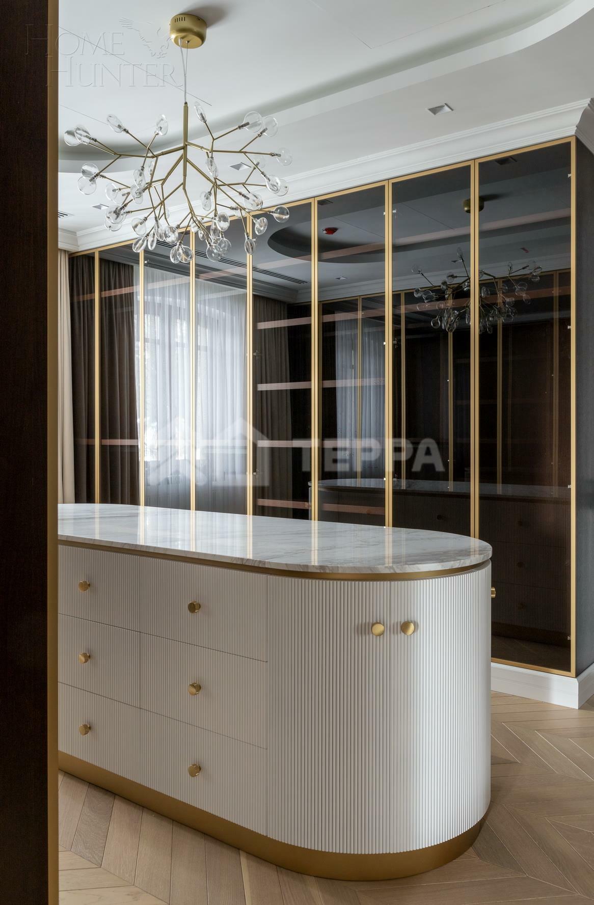 2-этажный коттедж 691 м² с отделкой