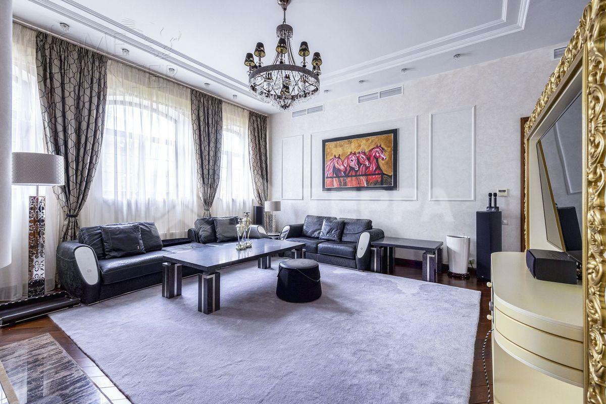 2-этажный коттедж 400 м² с отделкой