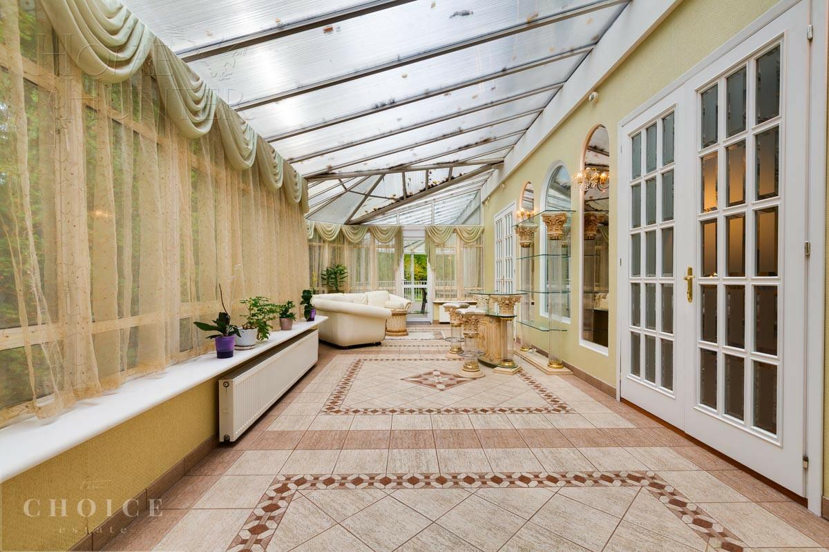 2-этажный коттедж 800 м² с отделкой