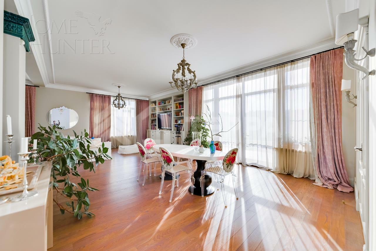 2-этажный коттедж 555 м² с отделкой