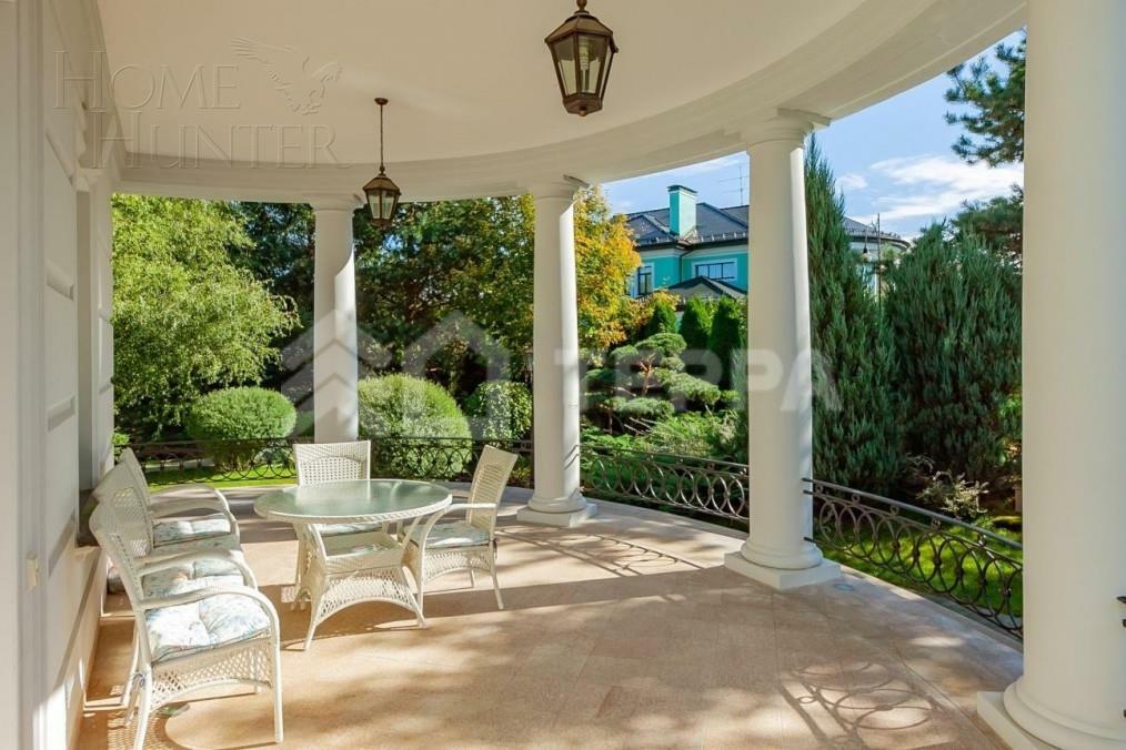 КОТТЕДЖ 1 800 м² с отделкой