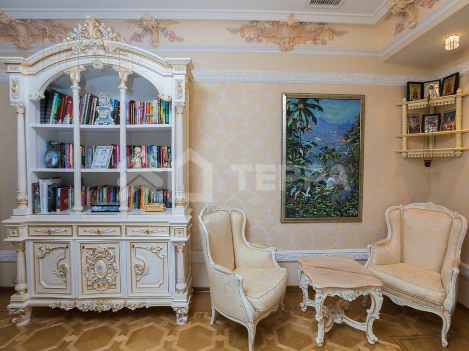 2-этажный коттедж 800 м² с отделкой