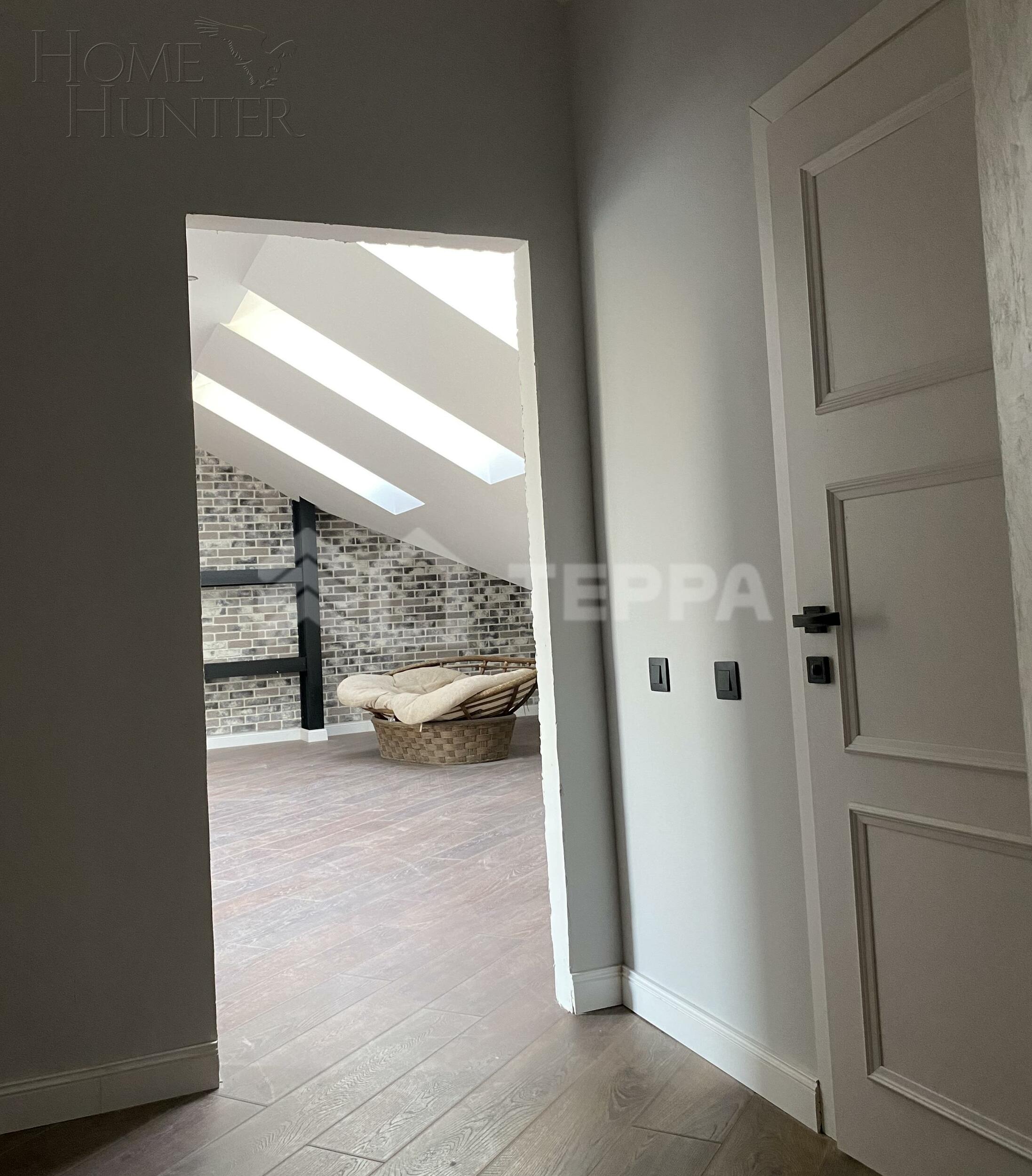 3-УРОВНЕВЫЙ ТАУНХАУС С ОТДЕЛКОЙ 400 М² НА 1 ЭТАЖЕ