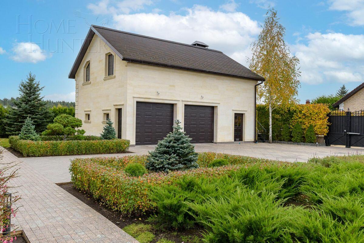 2-этажный коттедж 1 280 м² с отделкой