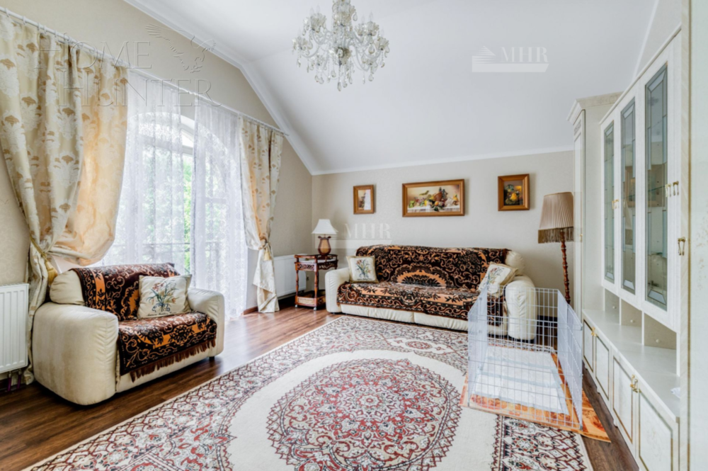 3-этажный коттедж 580 м² с отделкой