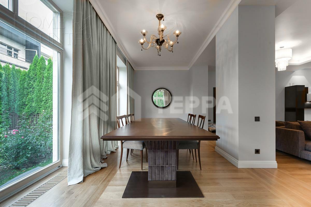 3-этажный таунхаус 365 м² с отделкой