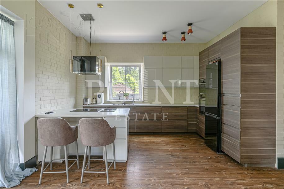 2-этажный коттедж 334 м² с отделкой