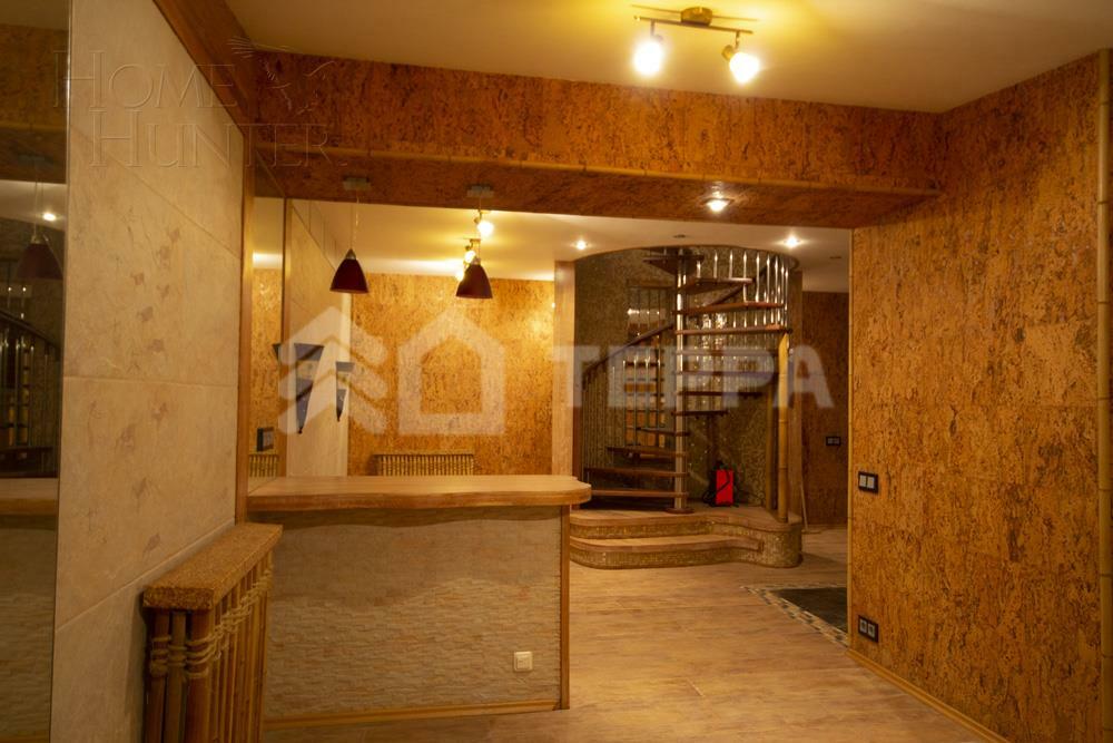 4-этажный таунхаус 240 м² с отделкой