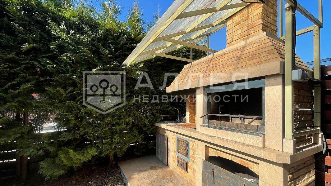 2-этажный таунхаус 300 м² с отделкой