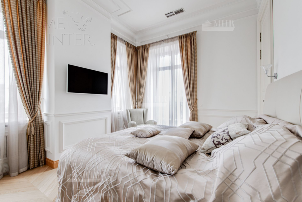 2-этажный коттедж 1 100 м² с отделкой