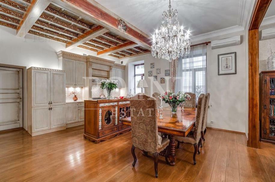 3-КОМН. КВАРТИРА С ОТДЕЛКОЙ 135 М² НА 2 ЭТАЖЕ