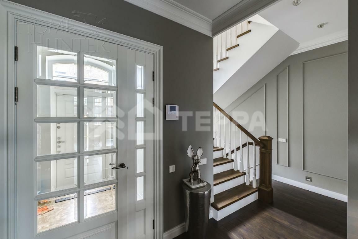 2-этажный таунхаус 345 м² с отделкой