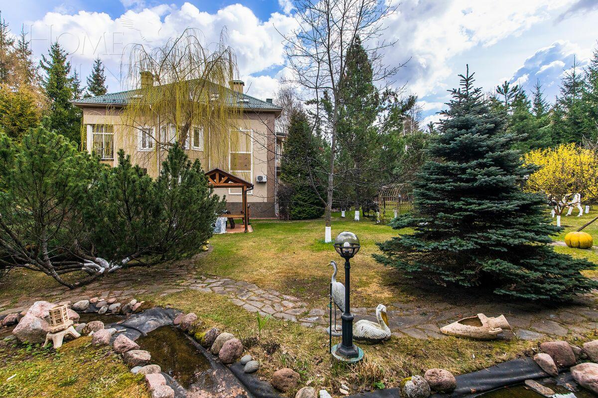 3-этажный коттедж 780 м² с отделкой