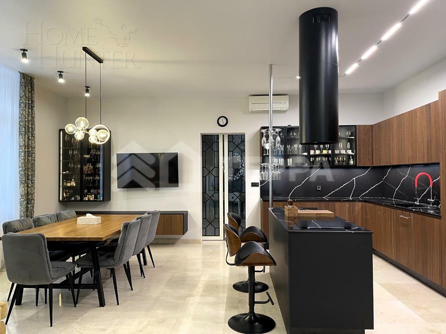 2-этажный коттедж 810 м² с отделкой