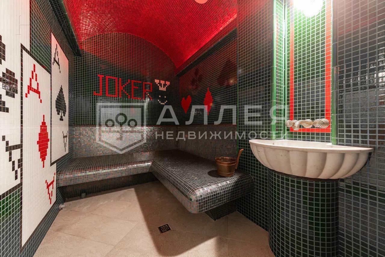 2-этажный коттедж 2 000 м² с отделкой