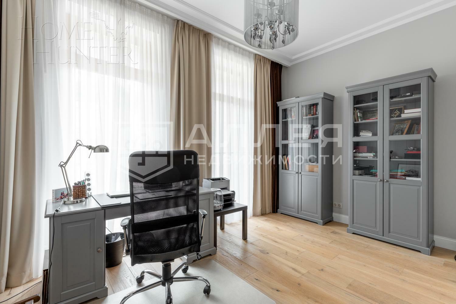 3-этажный таунхаус 300 м² с отделкой