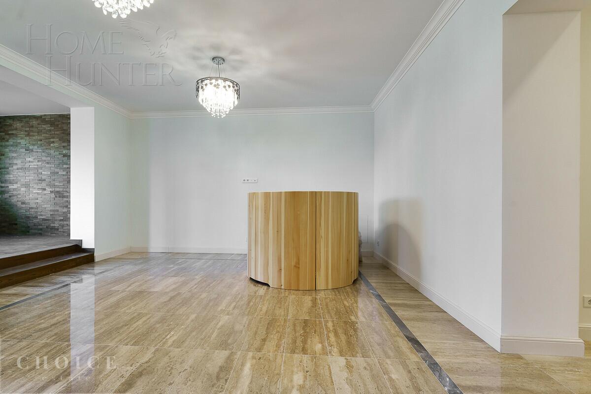 2-этажный коттедж 400 м² с отделкой