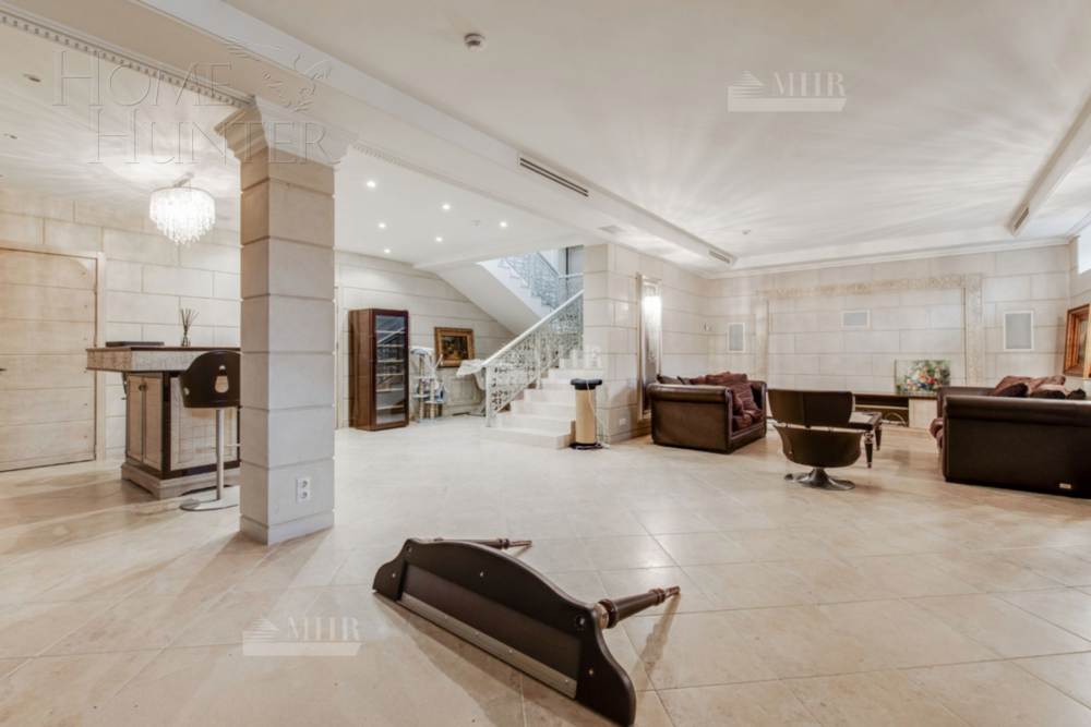 2-этажный коттедж 1 100 м² с отделкой